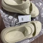 Crush Mint Tint Unisex Sandal: Stylish Two-Strap Crocs with 2-Inch Platform